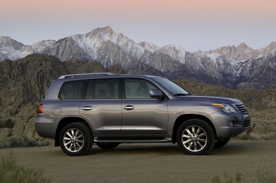  Lexus LX570 2008 года  (фото 124 из 221)